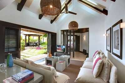 mauritius_lux_belle_mare_beachfront_vila