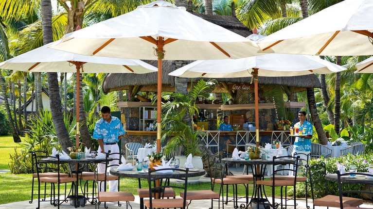mauritius_la_pirogue_hotel_coconut_cafe
