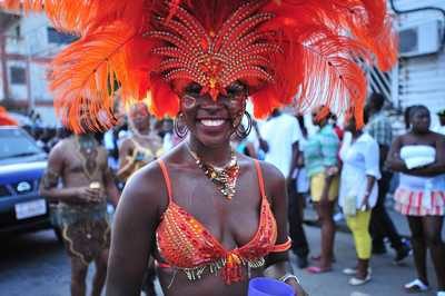 poroka_v_tujini_antigua_karneval