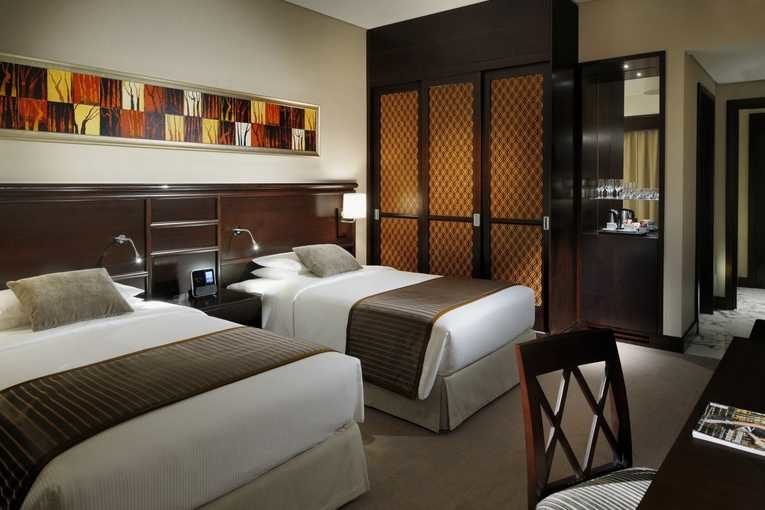 dubaj_hotel_ramada_jumeirah_premium_soba