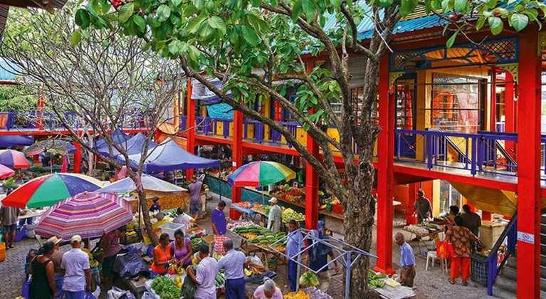 victoria-market-seychelles