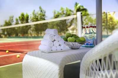 oman_salala_rotana_hotel_tenis_igrisce-1