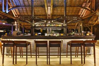 poroka_na_mauritiusu_sands_resort_dolphin_bar