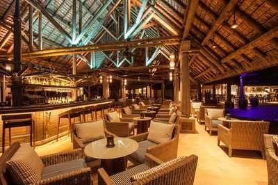 poroka_na_mauritiusu_sands_resort_dolphin_bar-1