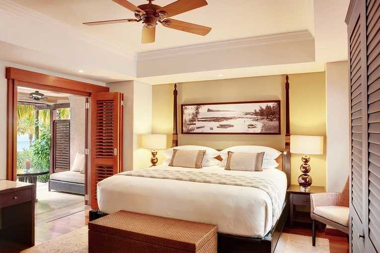 poroka_na_mauritiusu_hotel_lux_le_morne_postelja_prestige_junior_suite