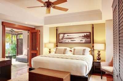 poroka_na_mauritiusu_hotel_lux_le_morne_postelja_prestige_junior_suite-1