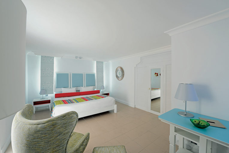 poroka_na_mauritiusu_ambre_resort_ambre_suite_spalnica-1